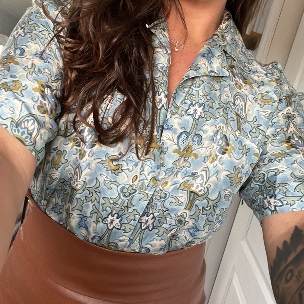 Vintage Adolfo 100% Silk Blue button down short sleeve too
